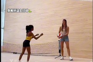 看到这一刻真的泪目了，科比的三女儿开始学习打篮球了...